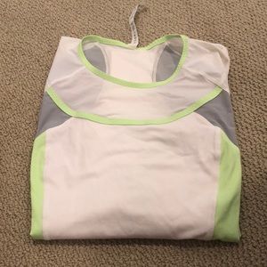 🌶NWT Lululemon trail Bound Tee
